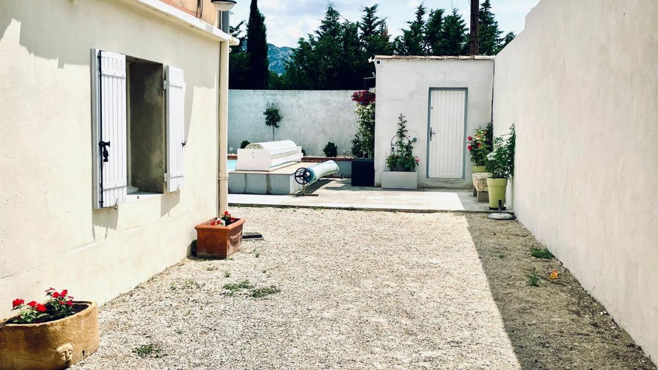 Chez Eric Et Marine Villa Robion en Luberon Eksteriør bilde